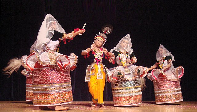 Manipuri dance is from state of Manipur